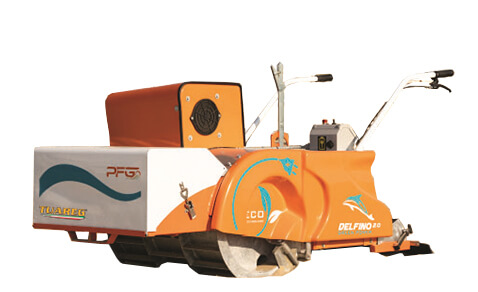 Puliscispiaggia con Rullo Motrice Uomo a Terra Elettrico  - Macchina Puliscispiaggia - Semovente Operatore a Piedi